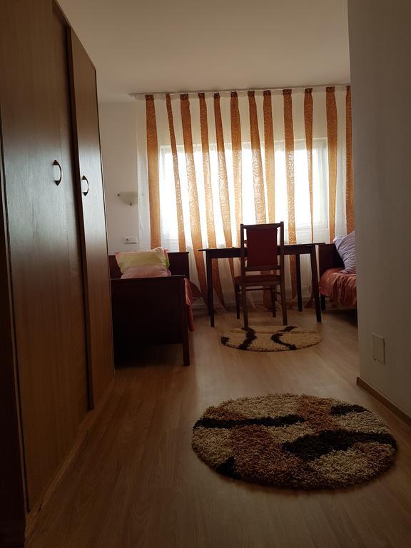 Casa Rustica Apart & Rooms Cîmpineanca Kültér fotó