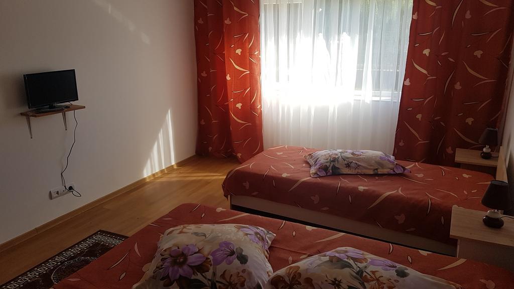 Casa Rustica Apart & Rooms Cîmpineanca Kültér fotó